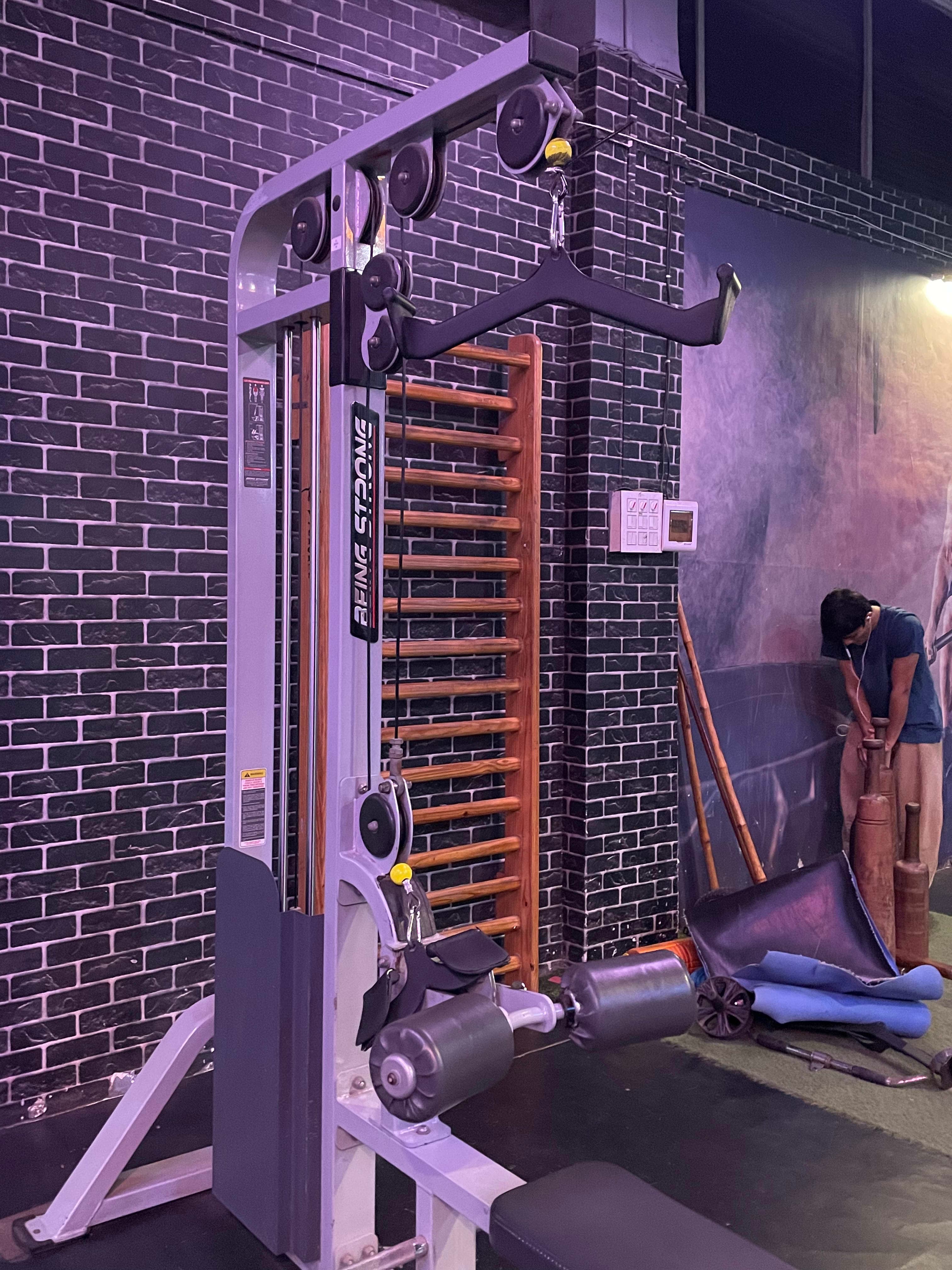 Being Strong JPL 503 Prone Leg Curl Machine